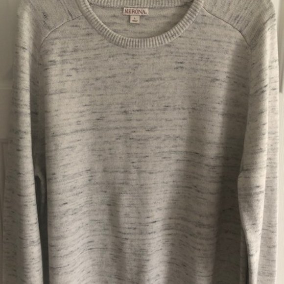 Large MERONA Sweater - Picture 2 of 2